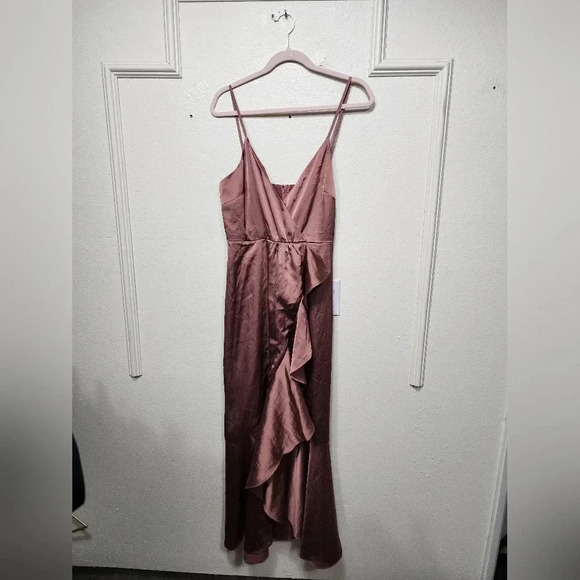 Lulu's Enchanted Moments Mauve Pink Satin Ruffled High-Low Dress Maxi Wedding - Picture 6 of 9